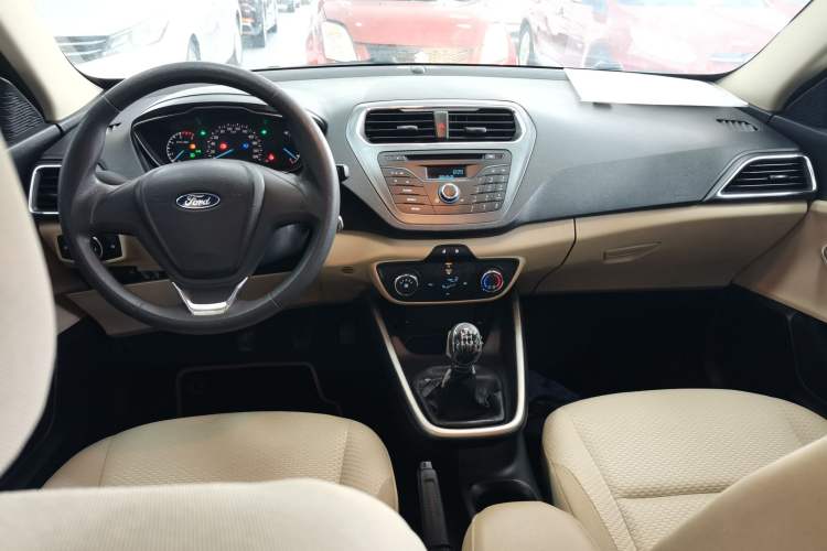 Used Ford Escort 2015 1.5L Manual Comfort Model
