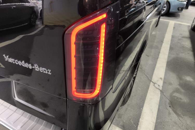 Used Mercedes-Benz Vito 2024 2.0T Business Version 7 Seats
