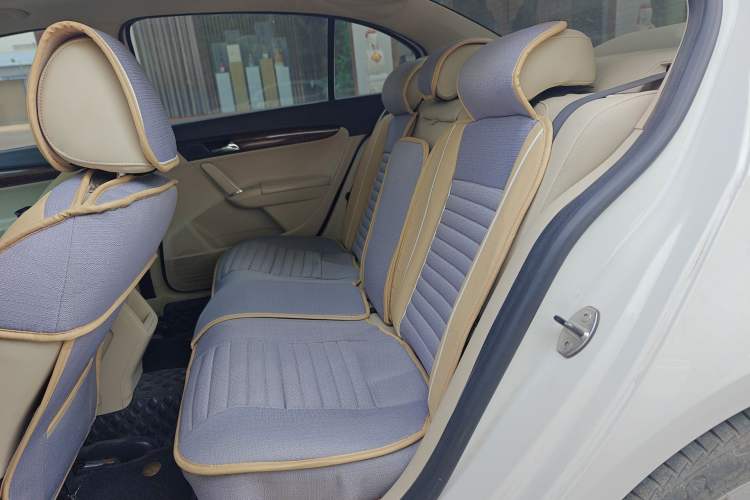 Used Volkswagen Lavida 2015 1.6L Automatic Comfort Edition