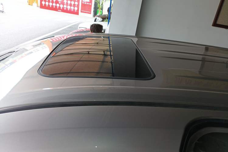 Used Toyota SIENNA 2021 2.5L Hybrid Premium Edition