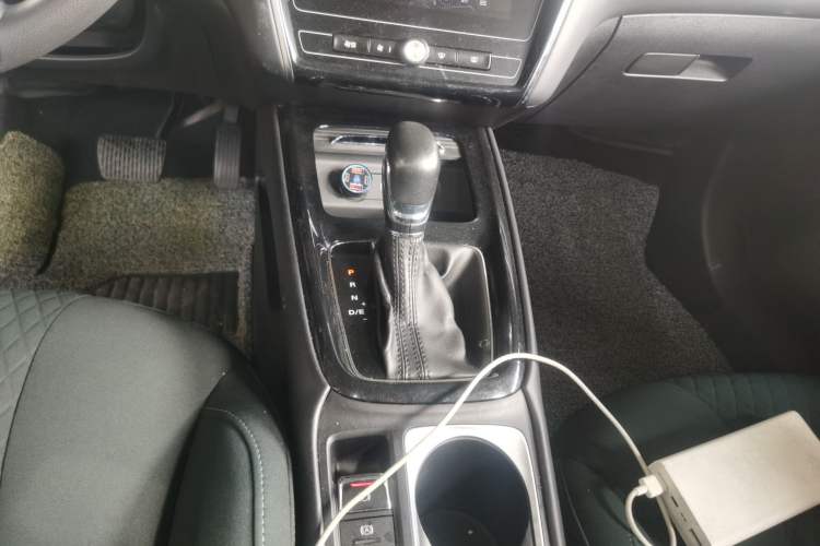 Used Roewe i5 2019 1.5L Automatic 4G Connected Langyue Edition
