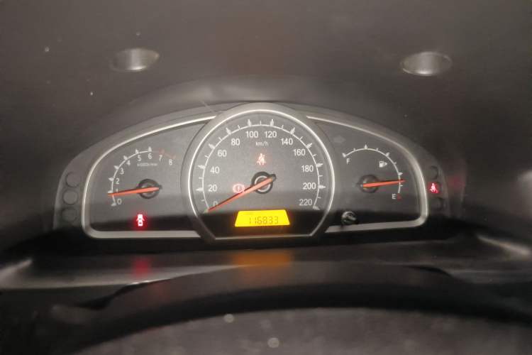 Used Baojun 630 2013 1.5L manual standard version Instrument Cluster