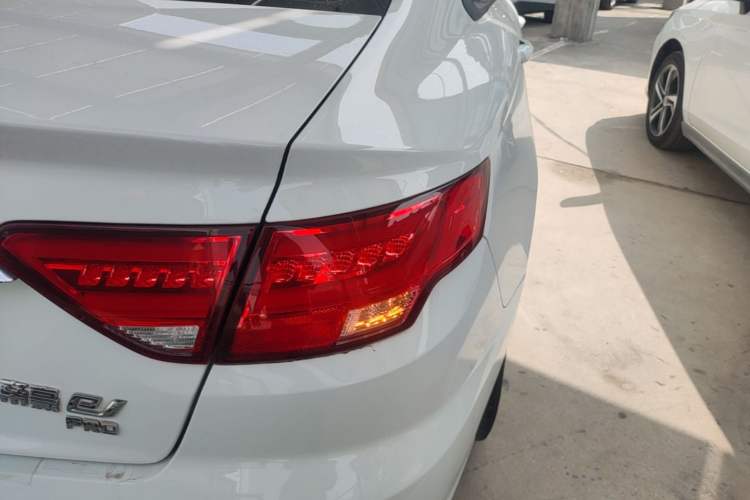 Used Geely Auto Emgrand New Energy 2021 EV Pro Ride-Hailing Edition Right Rear Taillight