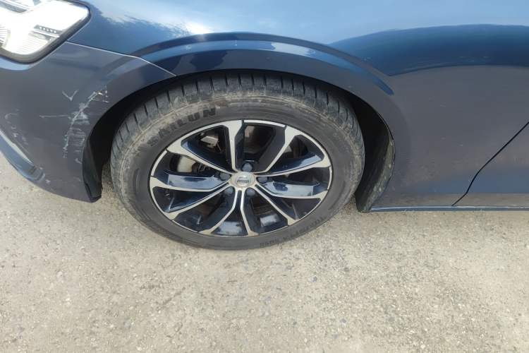 Used Volvo S60 2020 T4 Zhiyi Luxury Edition
