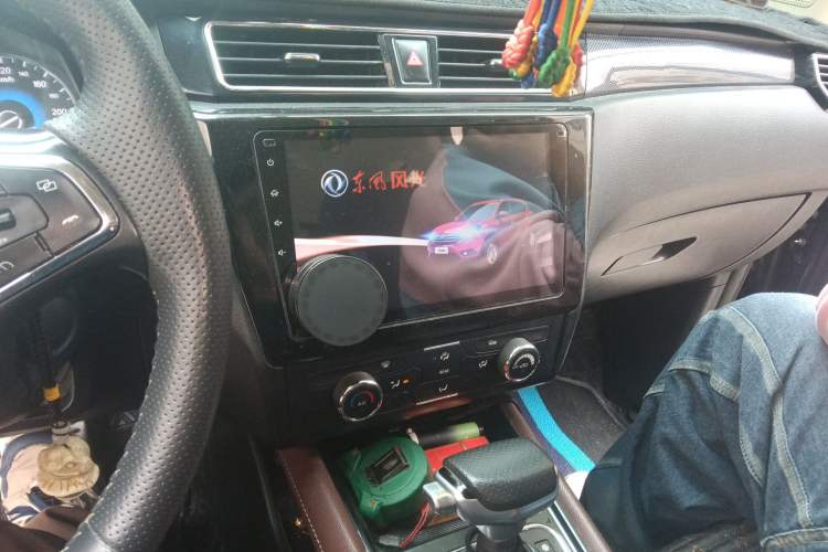 Used Dongfeng Fengon 580 2017 1.5T CVT Comfort Model Audio And AC Panel