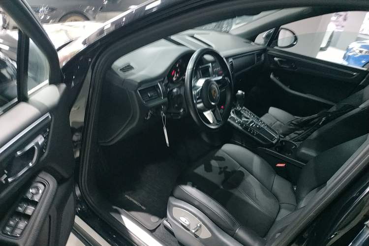 Used Porsche Macan 2016 Macan 2.0T
