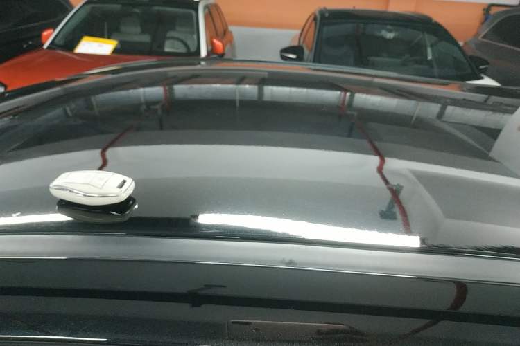 Used SOL E10X 2021 302 km Range Fashion Edition 31.4 kWh
