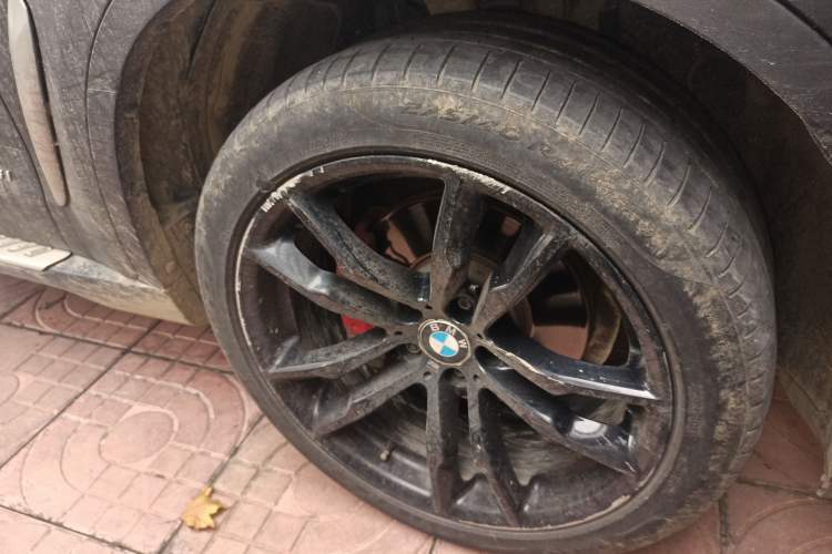 Used BMW X6 2017 xDrive28i Right Front Wheel Hub