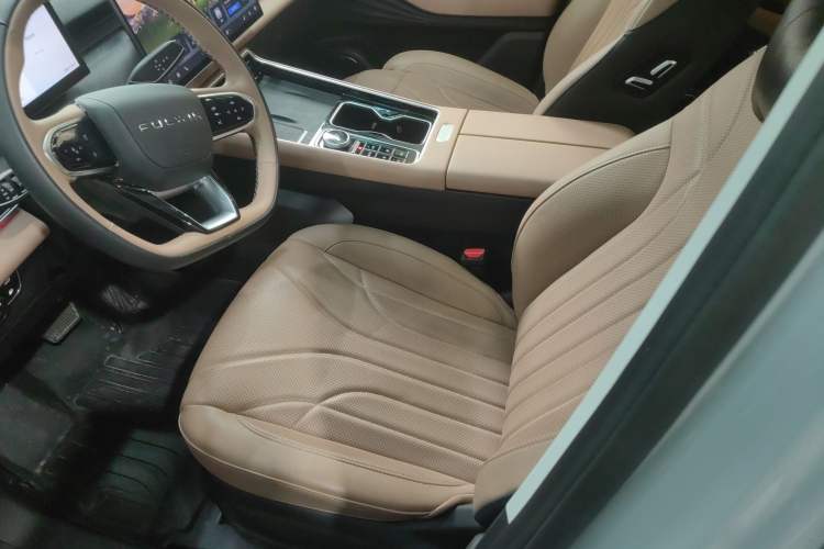 Used Chery Fengyun T9 2024 210 Ultra-Long Range Luxury Version 5 Seats Manganese Iron Phosphate Lithium Left Front Seat