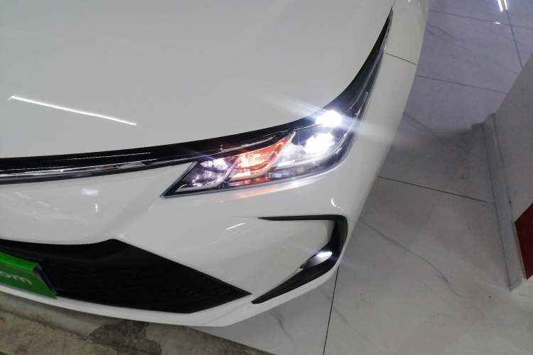 Used Toyota Corolla 2023 1.8L Smart Electric Hybrid Dual-Motor Pioneer Edition Left Front Headlight