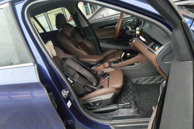 Used BMW X1 2020 sDrive25Li Leading Model
