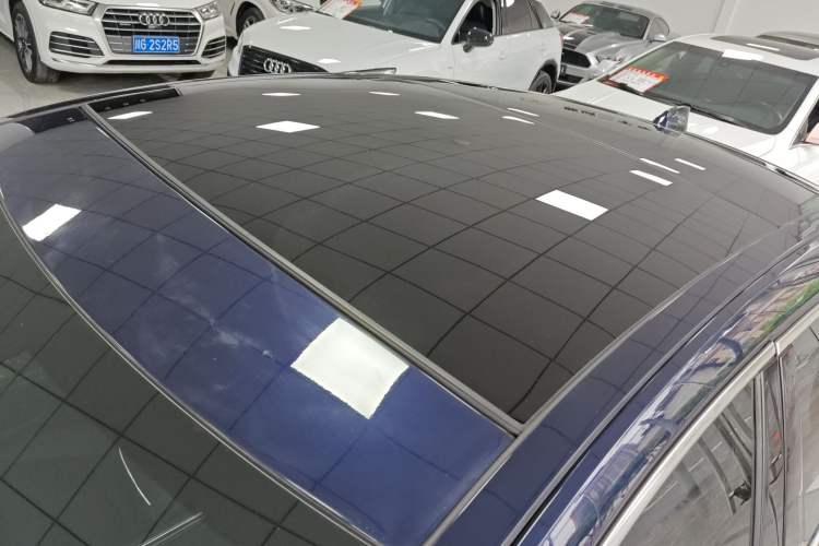 Used Jaguar XFL 2020 XFL 2.0T P200 Two-Wheel-Drive Elite Edition Roof