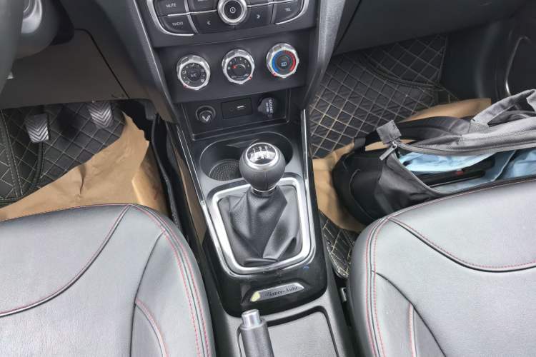 Used Brilliance V3 2016 1.5L Manual Smart Version
