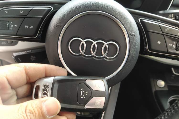 Used Audi A4L 2020 40 TFSI Fashion Dynamic Model