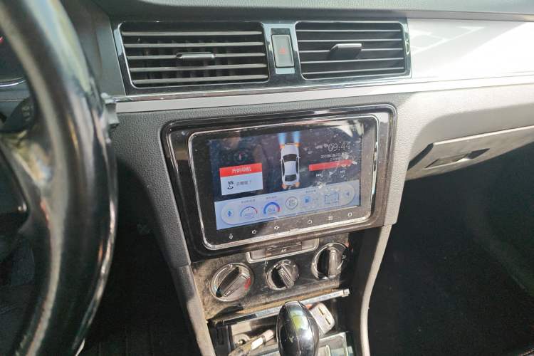 Used Volkswagen Bora 2015 Qihui Edition 1.6L Automatic Fashion Model Audio And AC Panel