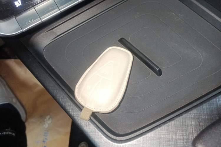 Used CHANGAN UNI-T 2022 1.5T Luxury Edition Vehicle Key