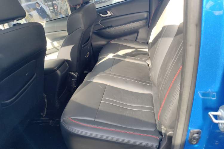 Used Foton Tunland Yutu 2020 2.0T Yutu 9 Diesel 4x4 Enjoyment Edition Long Wheelbase 4F20TC
