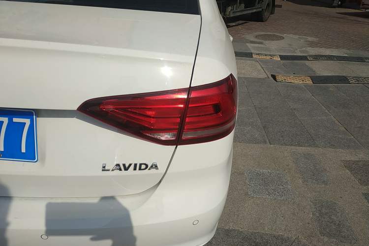 Used Volkswagen Lavida 2019 Lavida Start 1.5L Automatic Trendy Version China VI Standard Exterior 3