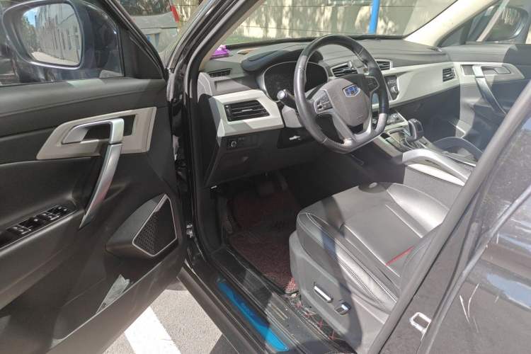 Used Geely Auto Emgrand X7 Sport 2020 1.8TD DCT Two-Wheel Drive Smart Connect 4G-Enabled Version