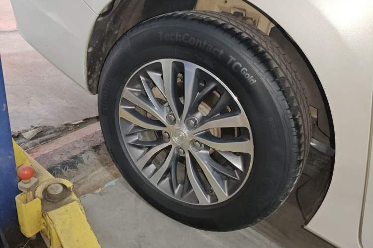 Used Buick GL8 2021 ES Land Cruiser 653T Luxury Edition
