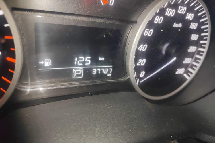 Used Nissan Sylphy 2022 Revised Version Classic 1.6XL CVT Luxury Edition Odometer Close Up