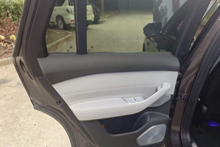 Used Nio ES6 2025 75 kWh
