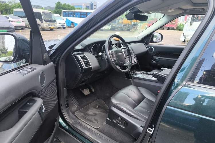 Used Land Rover Discovery 2017 3.0 SC V6 SE