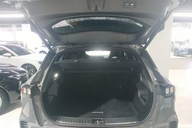 Used Lynk & Co 06 2023 Remix 1.5T Dynamic Halo Trunk