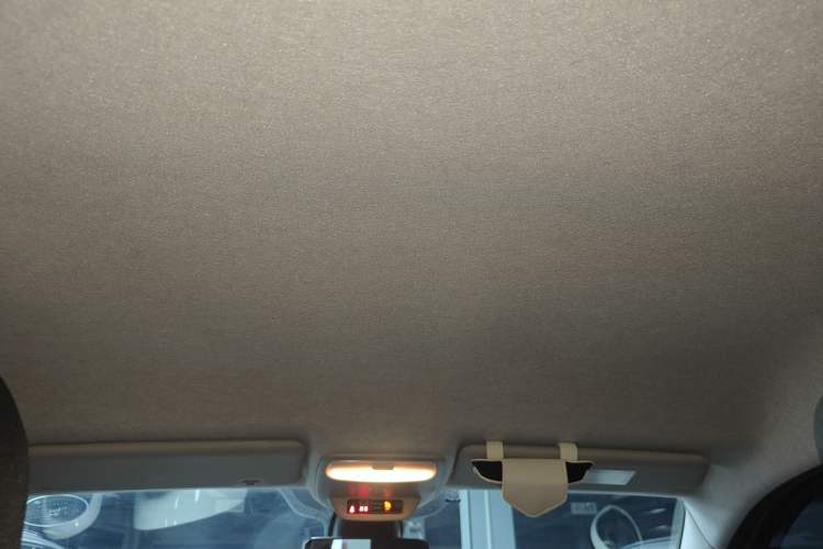 Used smart forfour 2018 1.0L 52 kW Dynamic Edition Headliner