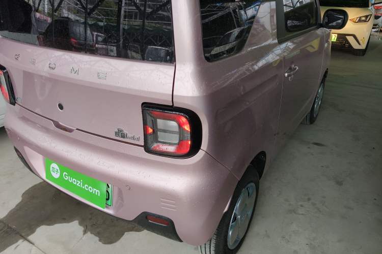 Used Geely Galaxy Panda 2024 Panda Mini 200km Endurance Bear Right Rear Taillight