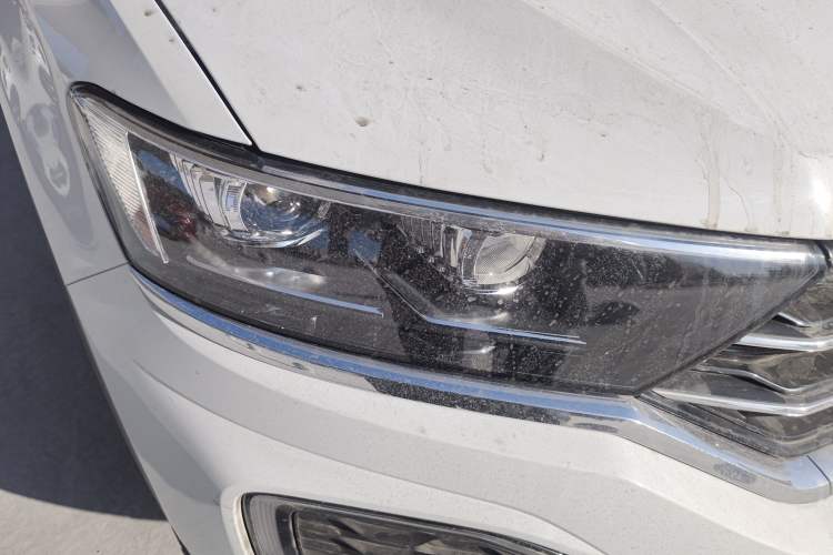 Used Volkswagen T-ROC 2019 280TSI DSG Two-Wheel Drive Comfort Version China VI Standard
