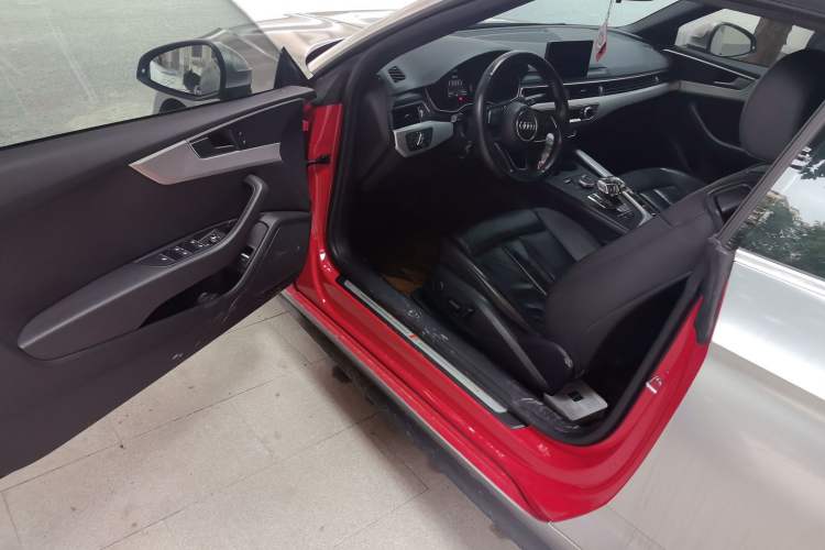 Used Audi A5 2019 Cabriolet 40 TFSI Fashion Edition China V