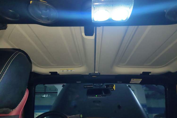 Used Jeep Wrangler 2015 3.0L Sahara Four-Door Comfort Edition Headliner