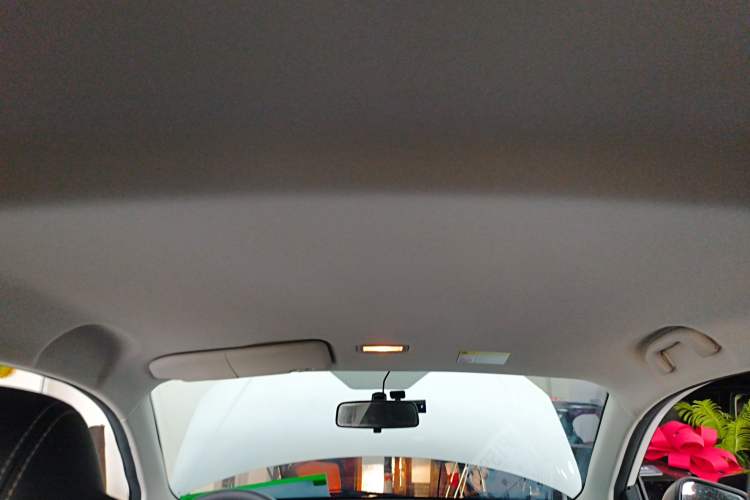 Used Roewe Clever 2022 311km QiQi BoBo Edition Headliner