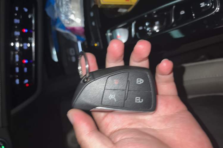 Used Buick Envision 2023 Encore Plus 652T Five-Seat Luxury Model
