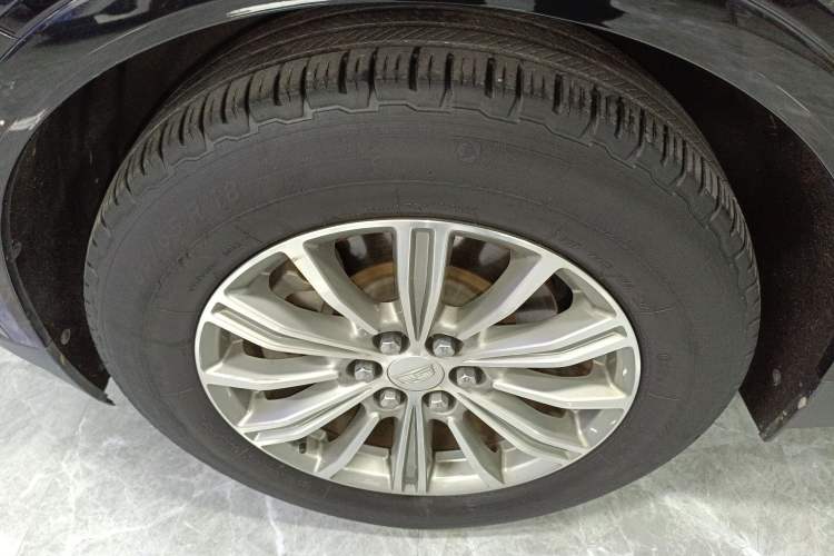 Used Cadillac XT5 2018 25T Luxury Model