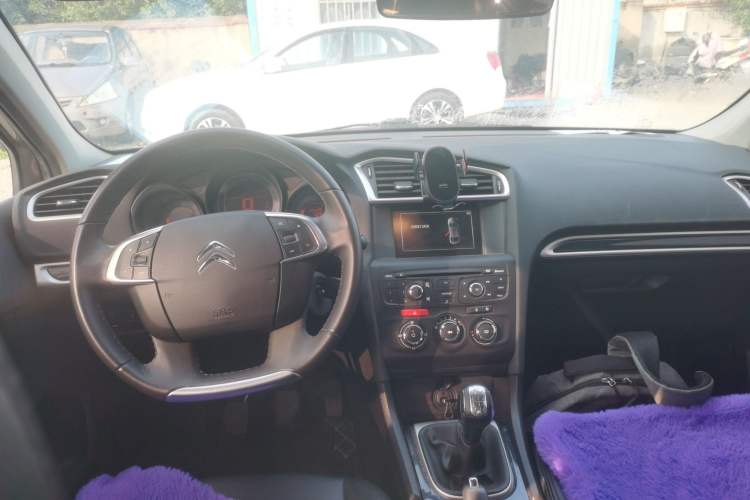 Used Citroen C4L 2014 1.8L Intelligent Drive Manual Enjoyment Model
