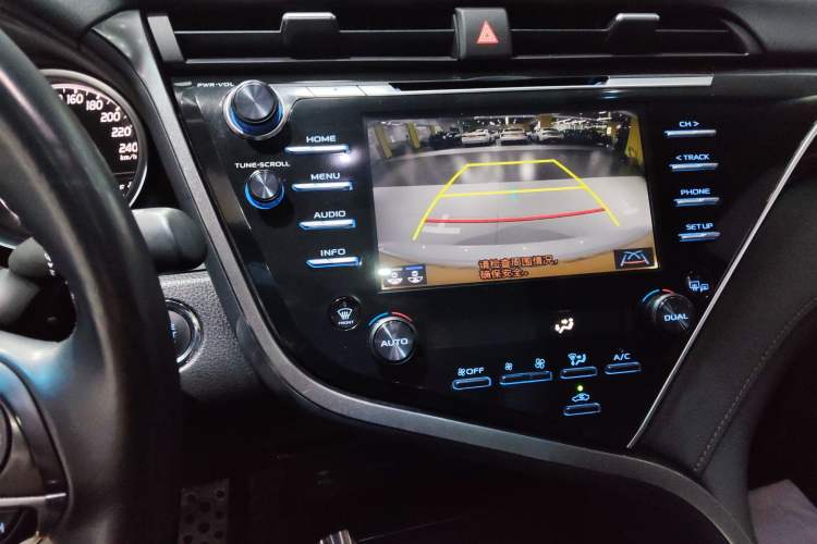 Used Toyota Camry 2018 2.5G Luxury Edition
