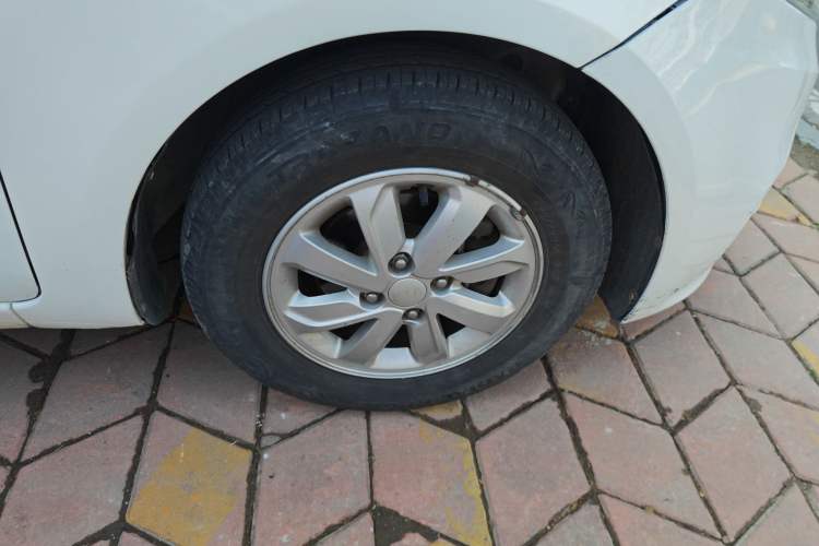 Used Kia K2 2015 Sedan 1.4L MT GLS