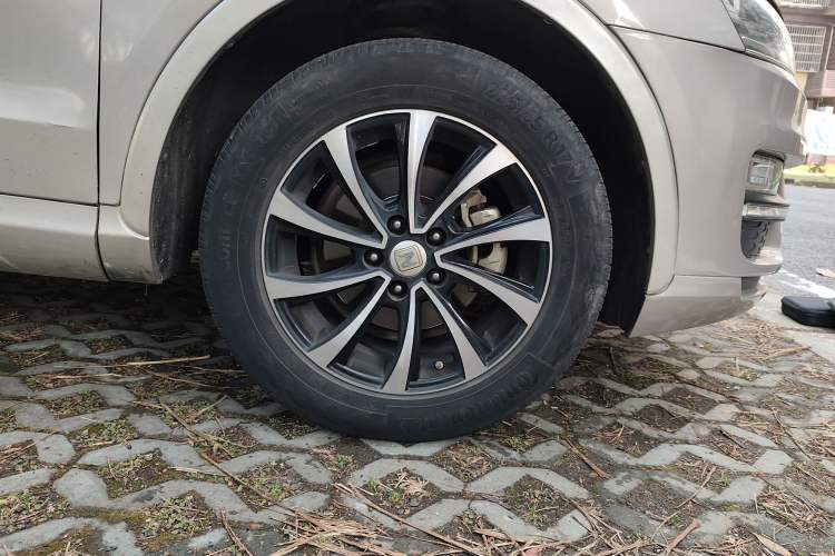 Used Zotye SR7 2016 1.5T Manual Cube Road Edition China V Standard