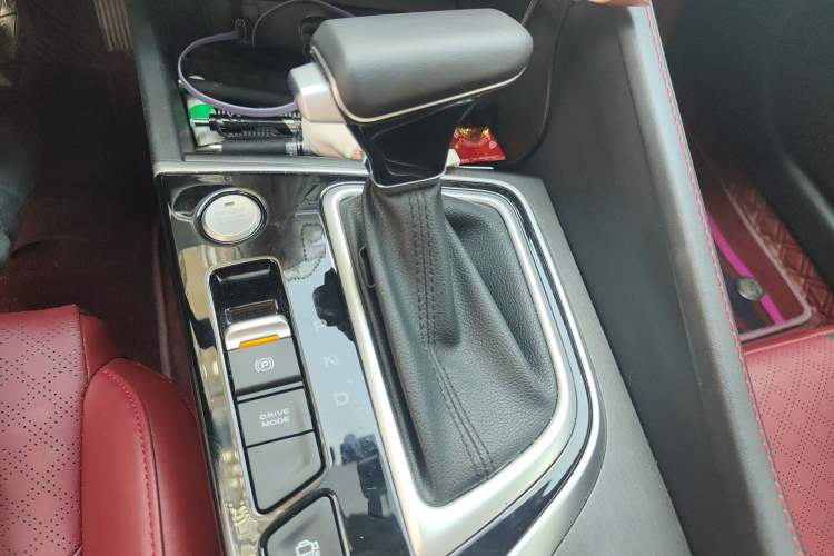 Used CHANGAN Eado 2021 PLUS Blue Whale NE 1.4T GDI DCT Flagship Model Gear Lever