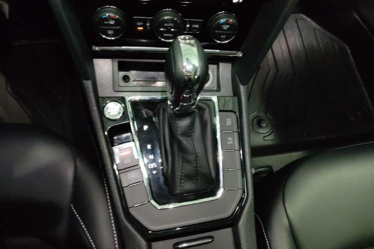 Used Volkswagen Lamando 2019 280TSI DSG Comfort Edition China VI standard