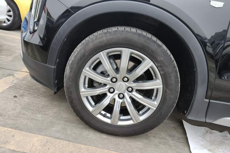 Used Cadillac XT4 2021 28T Two-Wheel Drive Luxury Version
