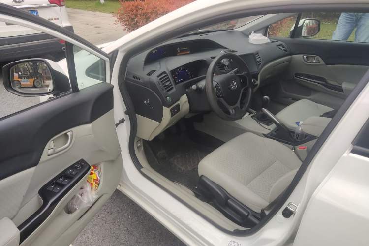 Used Honda Civic 2014 1.8L manual Comfort version Driver Seat
