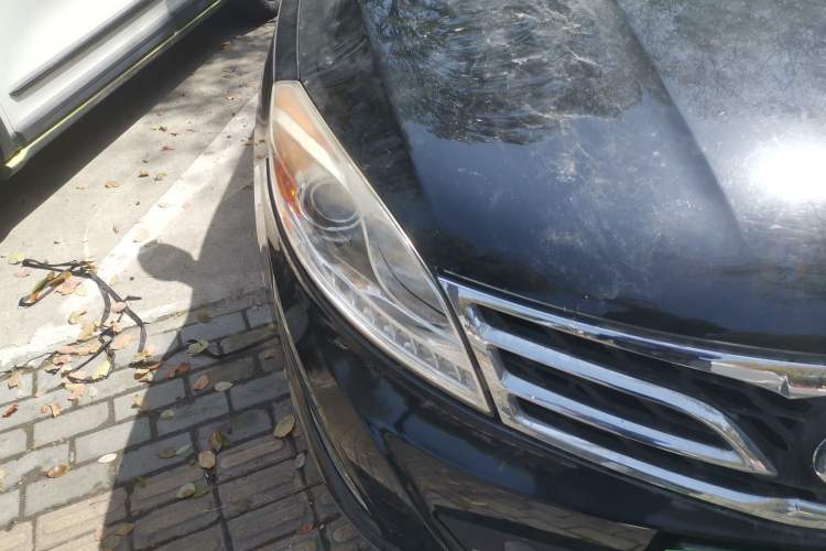 Used GAC Trumpchi GS5 Super 2015 2.0L Automatic Two-Wheel Drive Elite Edition Right Front Headlight