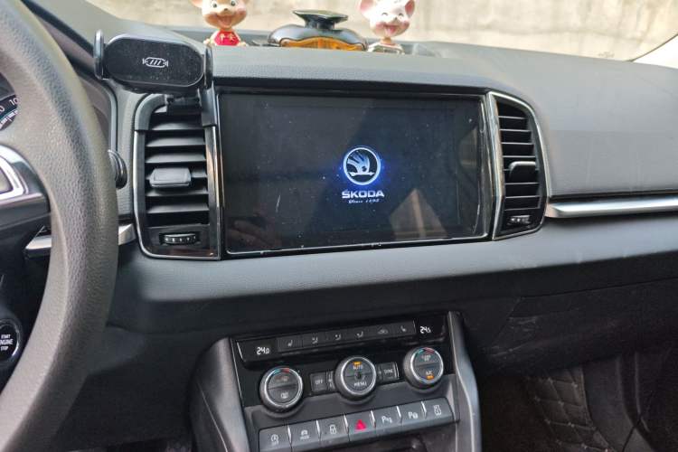 Used Skoda Karoq 2019 TSI280 Smart Drive Deluxe Edition China VI Standard