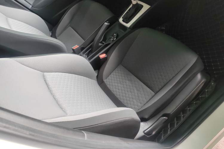 Used Honda Fit 2021 1.5L CVT Trendy Edition Right Front Seat