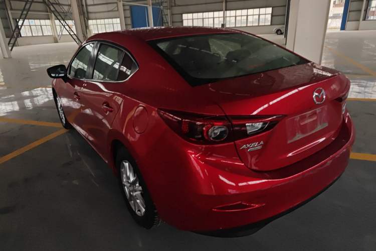 Used Mazda 3 Axela 2017 Sedan 1.5L Automatic Luxury Model Emission Standard China V