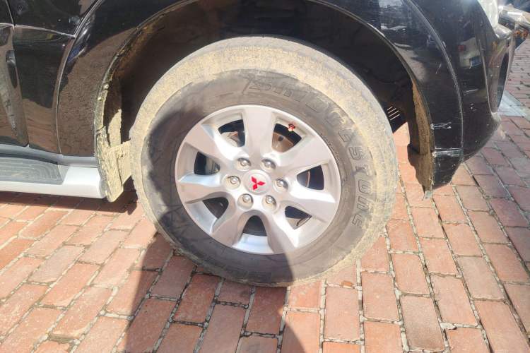 Used Mitsubishi Pajero 2012 3.0L Elite Edition