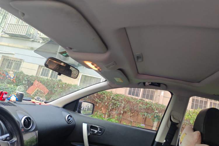 Used Nissan Qashqai 2011 2.0 XV Lea CVT 2WD
